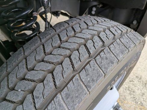 Used 2024 Ford F550 4x4 Regular Cab Super Duty image 12