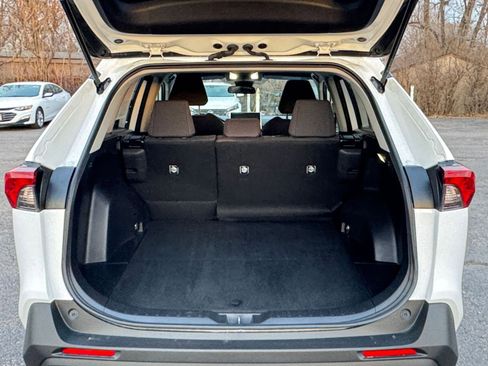 Used 2025 Toyota RAV4 LE image 30