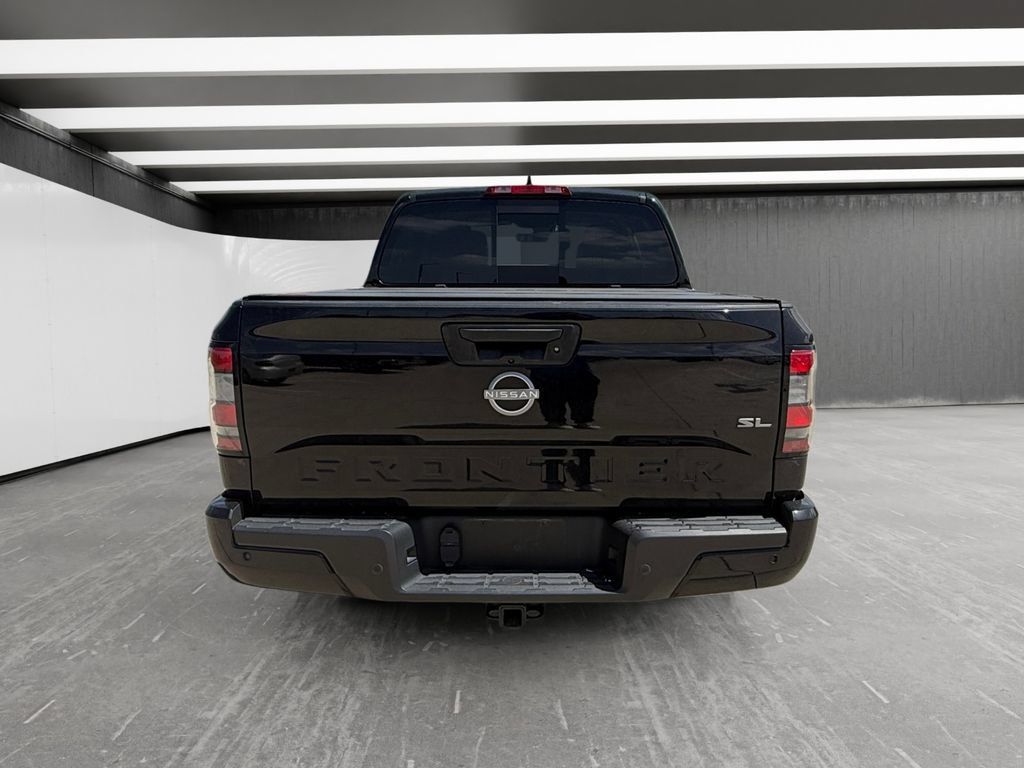 Used 2024 Nissan Frontier SL w/ Technology Package RWD image 4
