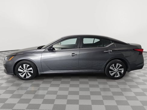 Certified 2024 Nissan Altima 2.5 S FWD image 5