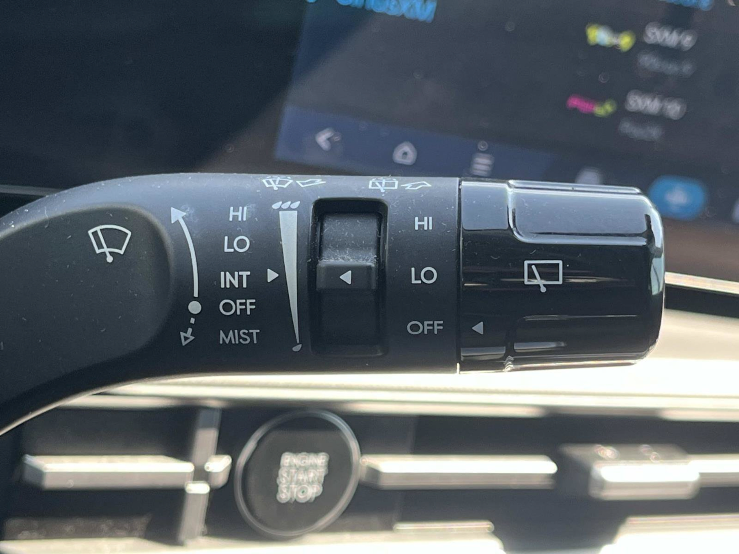 Used 2024 Hyundai Santa Fe SE FWD image 35