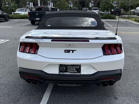 Used 2024 Ford Mustang GT Premium image 3