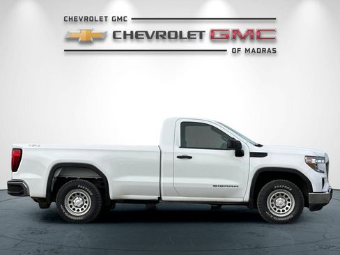 Used 2020 GMC Sierra 1500 4x4 Regular Cab w/ Sierra Value Package image 2