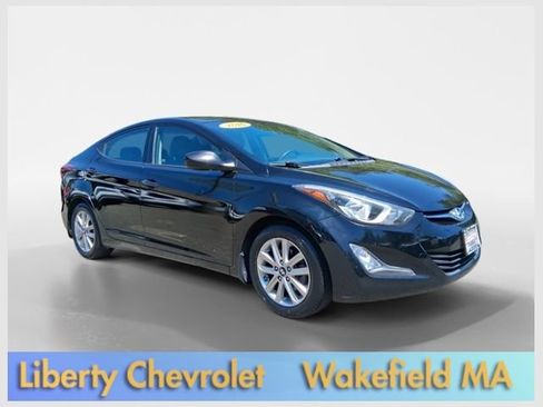 Used 2016 Hyundai Elantra SE w/ Option Group 02 FWD image 1