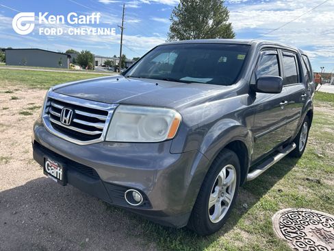 Used 2014 Honda Pilot EX image 1