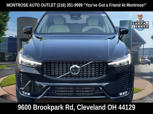 Certified 2024 Volvo XC60 B5 Plus w/ Protection Package Premier AWD/4WD image 11