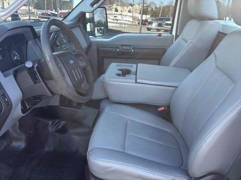Used 2015 Ford F250 XL w/ Power Equipment Group image 13