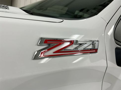 Used 2025 Chevrolet Silverado 1500 RST w/ Convenience Package II image 27