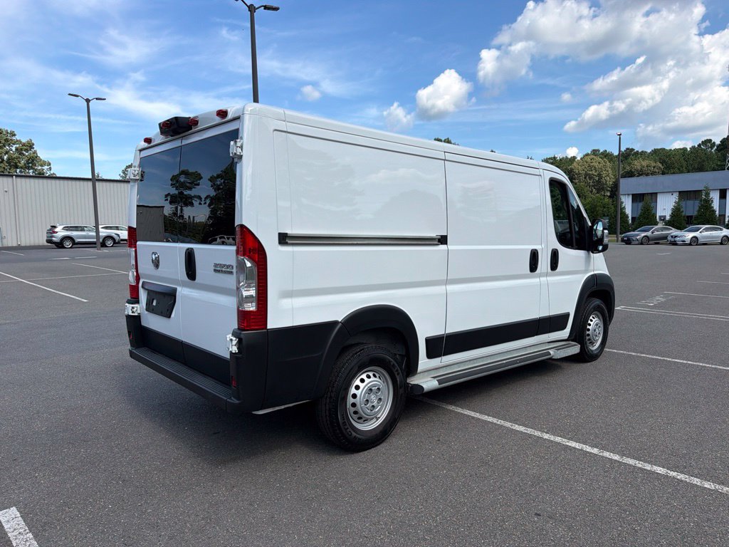 Used 2025 RAM ProMaster 2500 w/ U-Haul Equipment Group FWD image 5