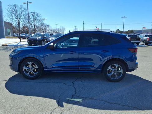 Certified 2023 Ford Escape ST-Line w/ Equipment Group 301A FWD image 4