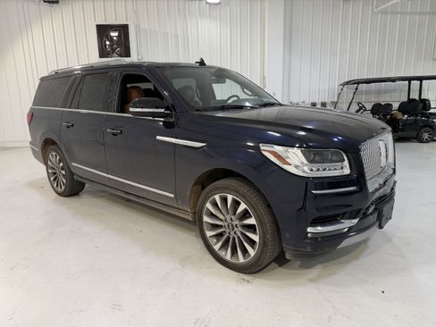 Used 2021 Lincoln Navigator L Reserve image 7