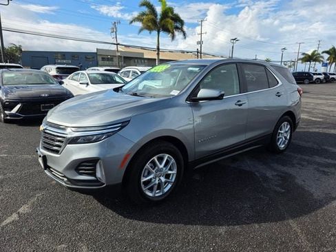 Used 2024 Chevrolet Equinox LT image 3