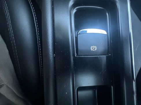 New 2025 Lincoln Corsair Premiere w/ Equipment Group 101A image 30