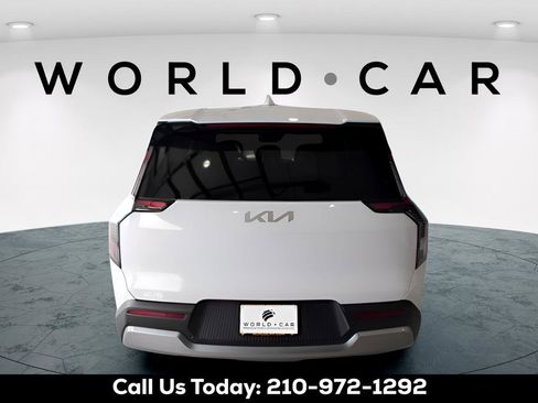 New 2026 Kia EV9 Light RWD image 6
