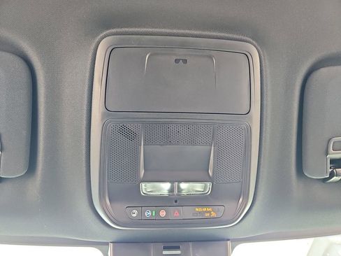 New 2026 Chevrolet Traverse LT FWD image 33