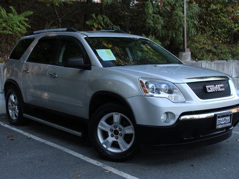Used 2010 GMC Acadia SLE image 4
