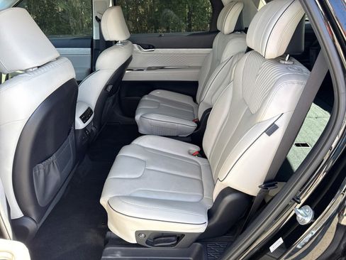 Certified 2024 Hyundai Palisade Calligraphy image 14