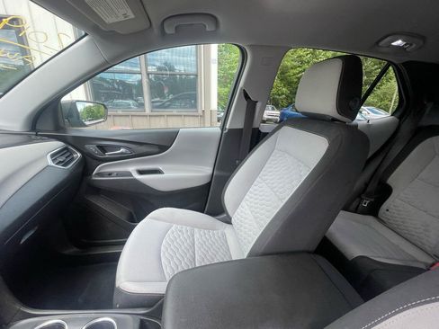 Used 2019 Chevrolet Equinox LS w/ LS Convenience Package AWD/4WD image 15