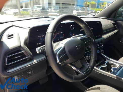 Used 2024 Chevrolet Traverse LT w/ Midnight/Sport Edition FWD image 20