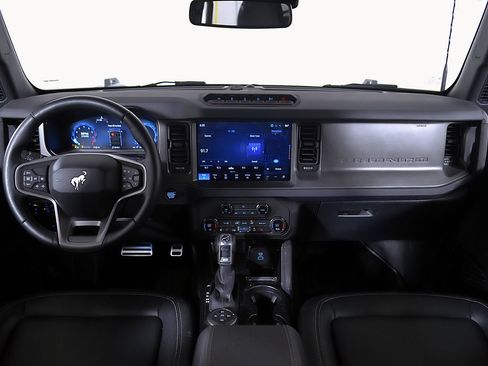 Used 2025 Ford Bronco Badlands AWD/4WD image 20