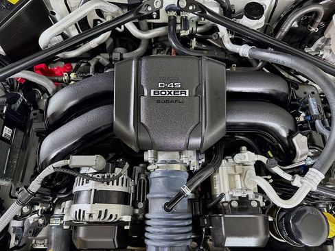 Used 2023 Toyota GR86 Premium w/ ALL Weather Mat Package (TMS) image 28