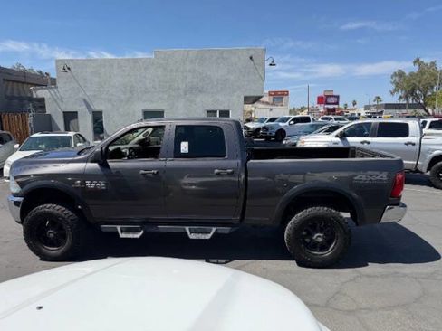 Used 2018 RAM 2500 Tradesman w/ Chrome Appearance Group AWD/4WD image 6