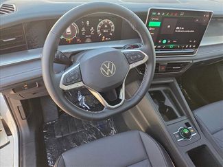 New 2026 Volkswagen Tiguan SE video 3