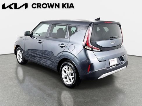 Certified 2025 Kia Soul LX w/ LX Technology Package FWD image 7