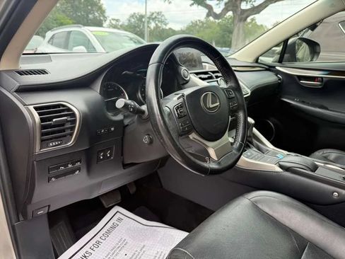Used 2015 Lexus NX 200t FWD w/ Luxury Package image 11