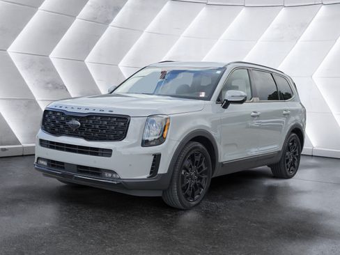 Used 2021 Kia Telluride SX w/ SX Prestige Package AWD/4WD image 6