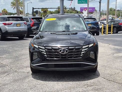 Used 2022 Hyundai Tucson Blue AWD/4WD image 2