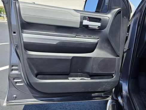 Used 2017 Toyota Tundra Limited w/ Limited Premium Package image 14