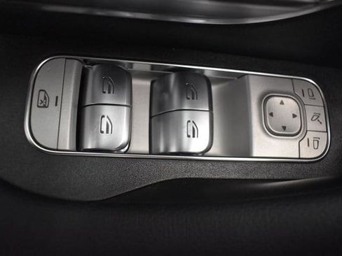 New 2026 Mercedes-Benz GLS 450 4MATIC image 21