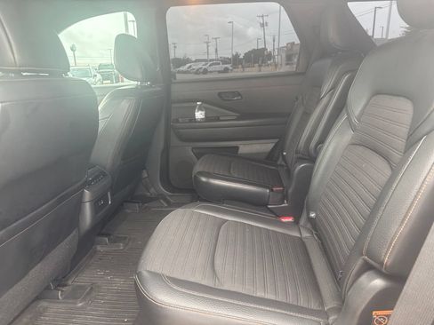 Used 2024 Nissan Pathfinder Rock Creek AWD/4WD image 9