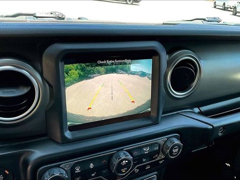 Used 2021 Jeep Wrangler Unlimited Rubicon AWD/4WD image 16
