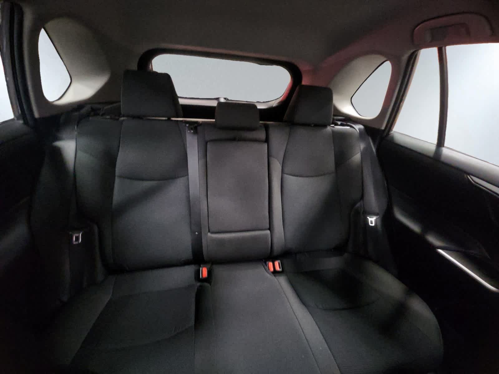 Used 2025 Toyota RAV4 LE AWD/4WD image 19