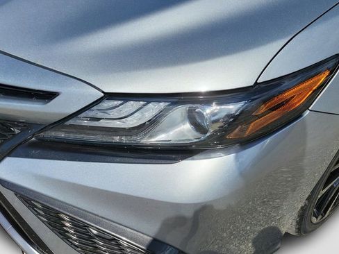 Used 2022 Toyota Camry XSE w/ Navigation Package image 17