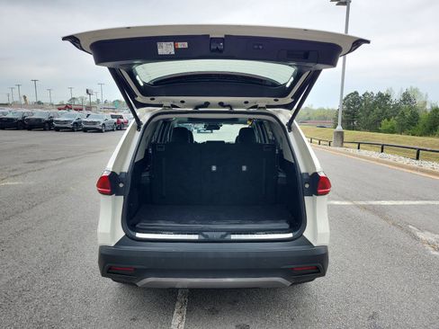 Used 2024 Toyota Grand Highlander AWD image 6