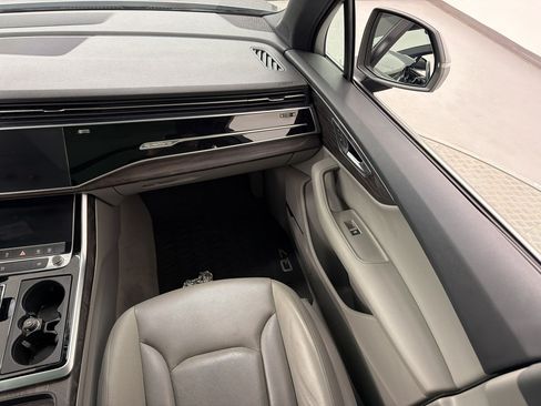 Used 2020 Audi Q7 2.0T Premium Plus AWD/4WD image 29