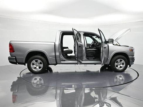 Used 2025 RAM 1500 Big Horn AWD/4WD image 62