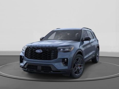 New 2026 Ford Explorer ST-Line w/ ST-Line Street Pack image 2