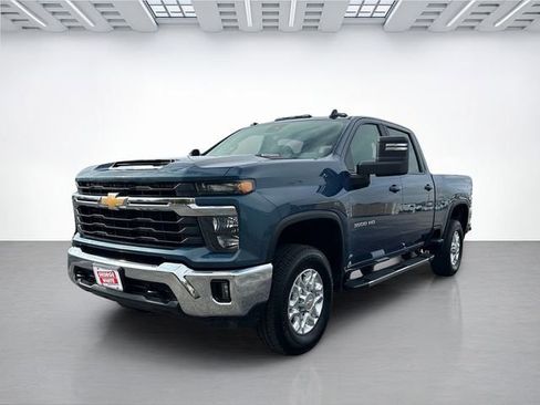 Used 2025 Chevrolet Silverado 3500 LT image 8