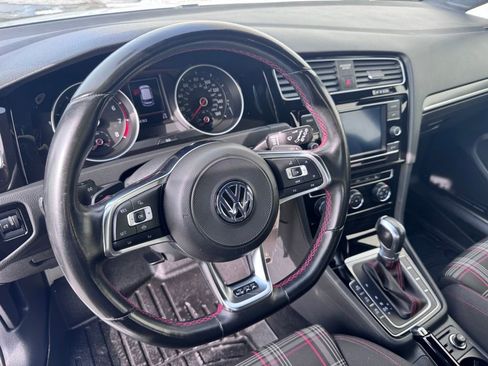 Used 2019 Volkswagen GTI S image 28