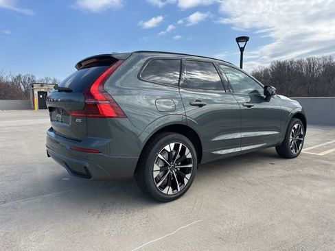 New 2026 Volvo XC60 B5 Plus w/ Climate Package PRO image 7