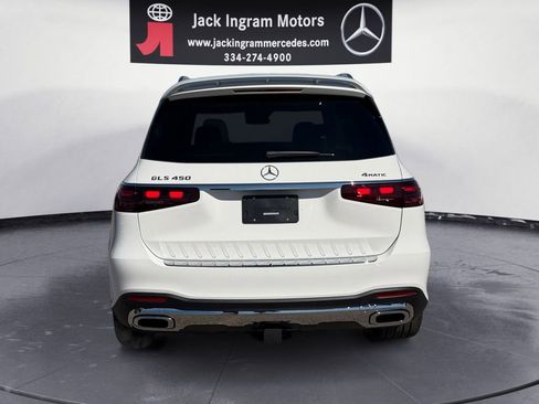 New 2026 Mercedes-Benz GLS 450 4MATIC image 4