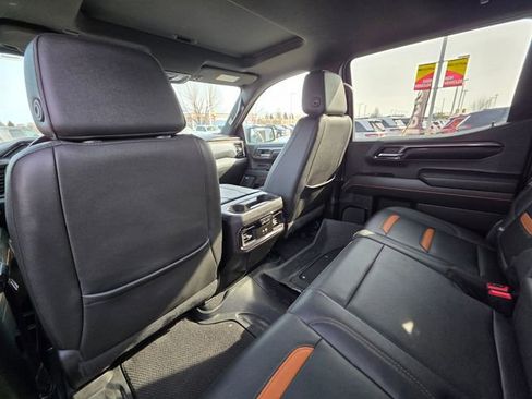 Used 2023 GMC Sierra 1500 AT4 w/ Technology Package image 15