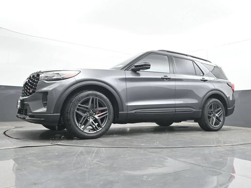 New 2026 Ford Explorer Platinum w/ LUX Leather Package AWD/4WD image 50