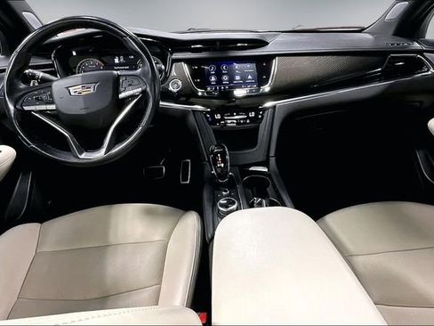 Used 2023 Cadillac XT6 Sport AWD/4WD image 9