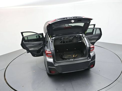 Used 2022 Subaru Crosstrek 2.5i Sport w/ Moonroof Package AWD/4WD image 38