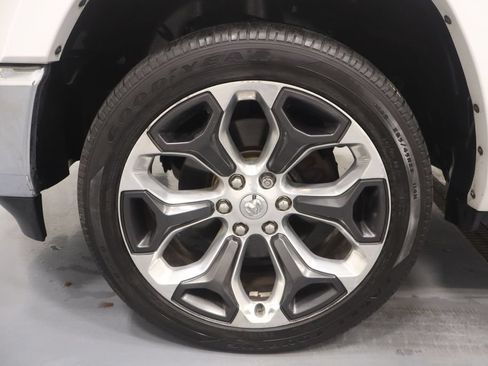Used 2019 RAM 1500 Limited AWD/4WD image 24